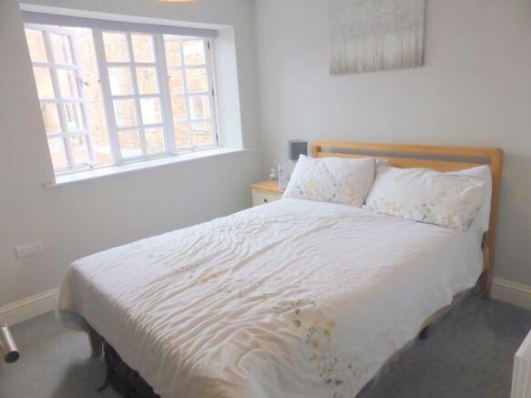 1 bed Flat to rent Image 7