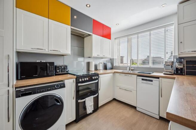Kitchen .jpg