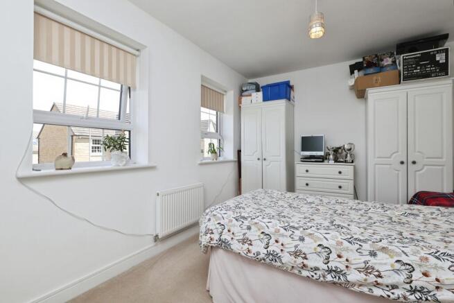 4 bed Detached for sale Image 12