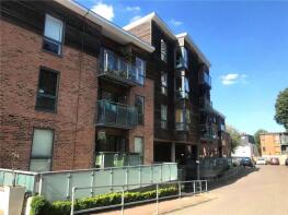 11, Saxon Chase, Dickenson Road, Hornsey, London N8 9EQ