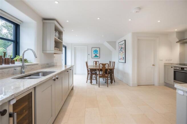 Kitchen/Dining