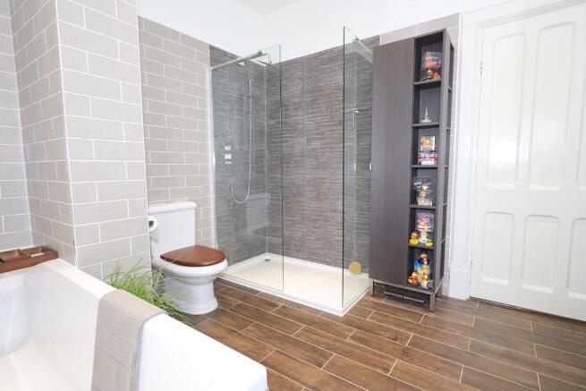 Ground Floor Bathroom