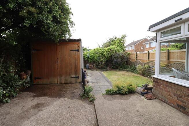 3 bed Semi-Detached for sale Image 12