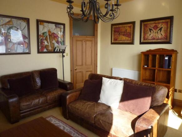 LOUNGE7