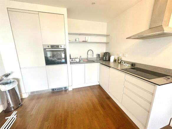 151 Electra - Kitchen.jpg
