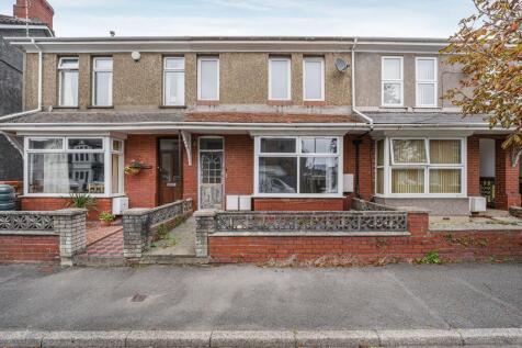 Fenton Place, Porthcawl, CF36