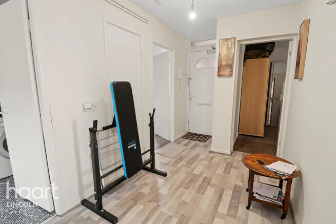 Camwood Crescent, Lincoln photo 5