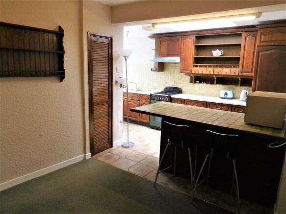 Photo 11