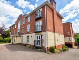 Flat 5, 62 Hampton House, Bramhall Lane South, Bramhall, Stockport SK7 2DL