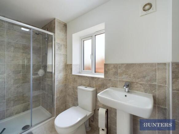 4 bed Detached for sale Image 11