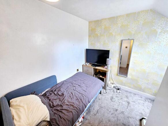 2 bed Cottage for sale Image 12