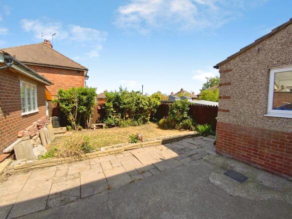 3 bed Semi-Detached for sale Image 10