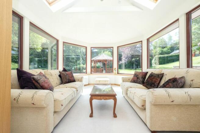 Lounge Sun Room 1