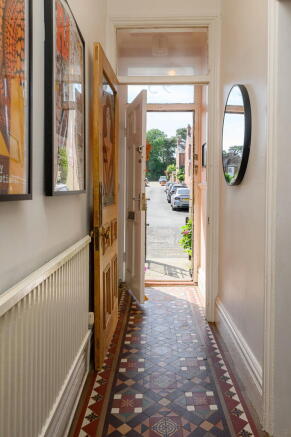 3 bed Terraced for sale Image 5