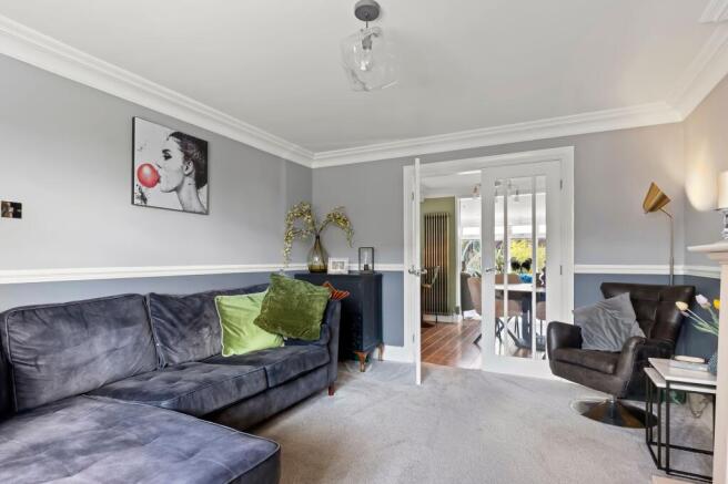 4 bed Detached for sale Image 4
