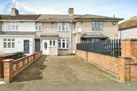 Fieldway, Dagenham, RM8