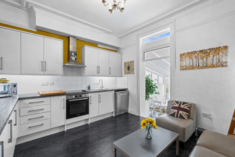 Abbeydale Road, Millhouses, Sheffield, S7 2QD