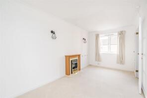37, Barons Court, Old Lode Lane, Elmdon, Solihull B92 8LL