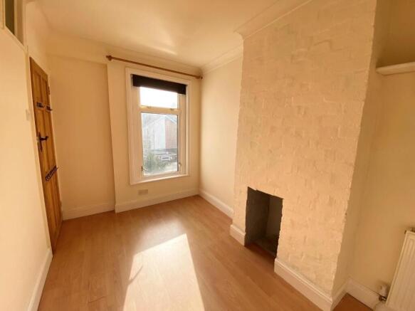 15 Bell Street - bedroom two.jpg