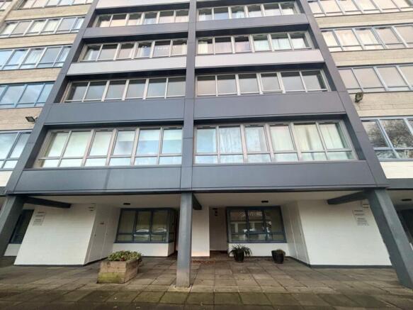 1 bed Flat to rent Image 8
