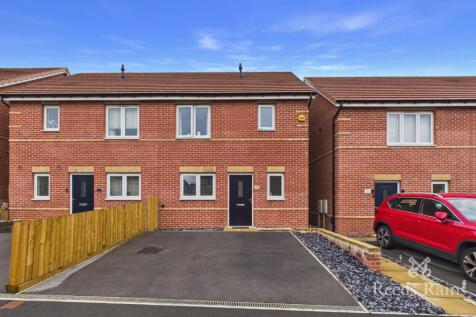 Lotus Crescent, Castleford, West Yorkshire, WF10