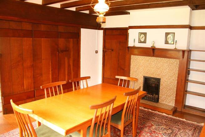 diningroom2.JPG