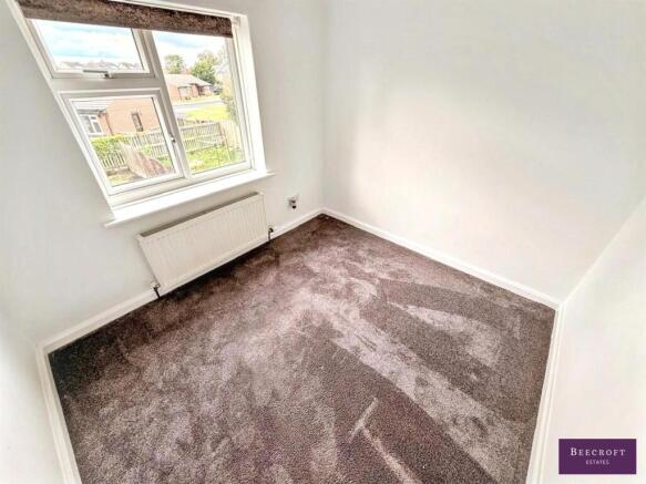 3 bed Semi-Detached for sale Image 8