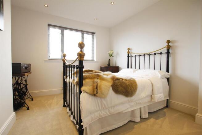 Bedroom2.jpg