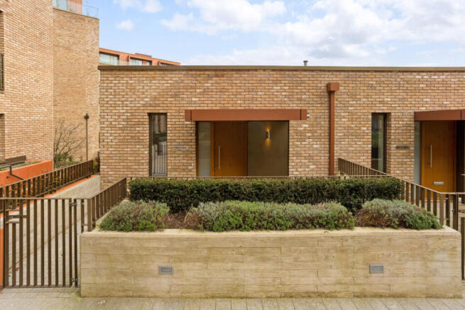 81549_1 Wimpole Mews 27 Inglis Way (4)_low.jpg