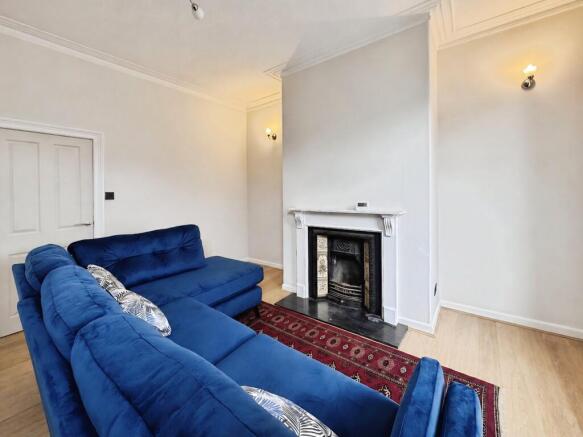 1 bed Terraced for sale Image 2