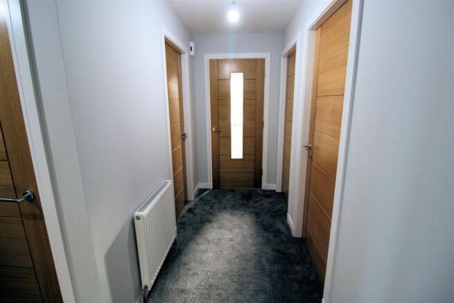 HALLWAY (1).JPG