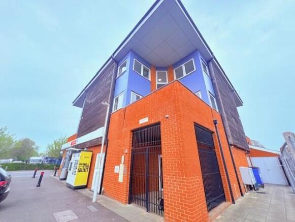 land newington centre3.jpg