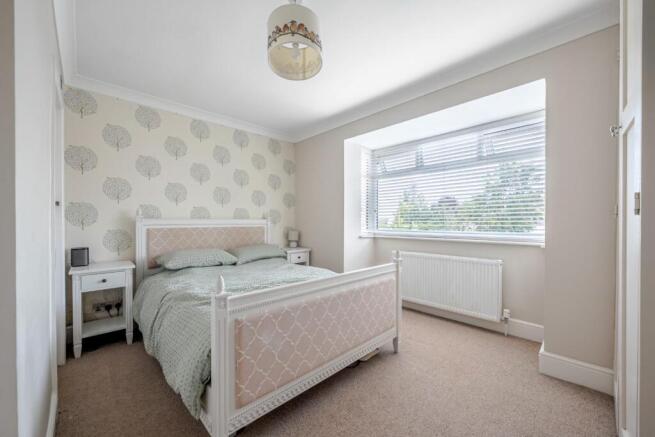 4 bed Semi-Detached for sale Image 6