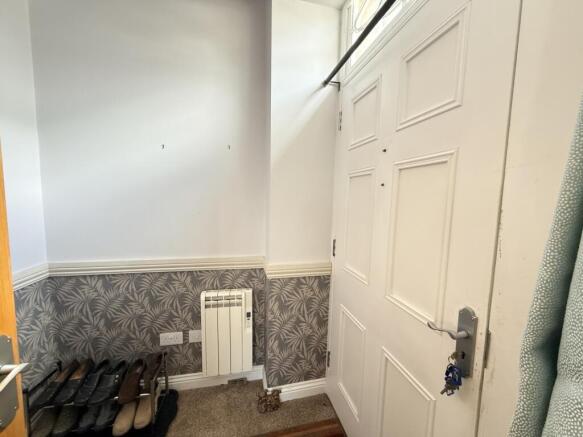 2 bed Apartment for sale Image 7