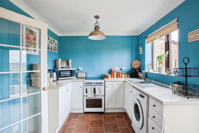 3 bed Detached for sale Image 7