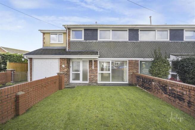 4-bed semi-detached on Browns Drive, Southgate, SA3, £399,995