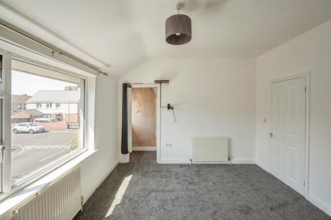 2 bed Terraced for sale Image 8