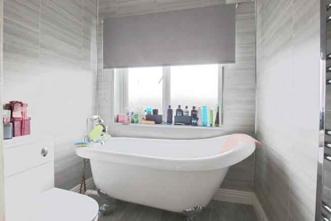 2 bed Terraced for sale Image 7