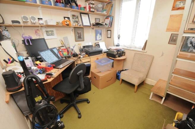 Photo 10