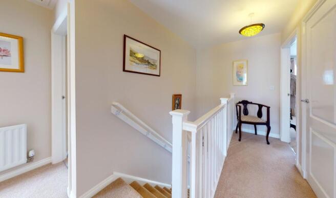 FIRST FLOOR LANDING