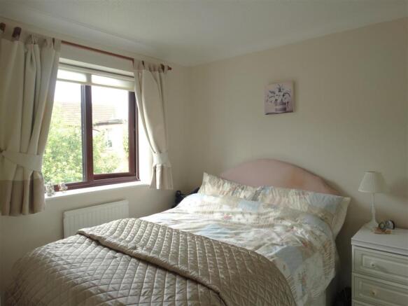 MAIN BEDROOM