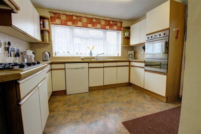 Kitchen: