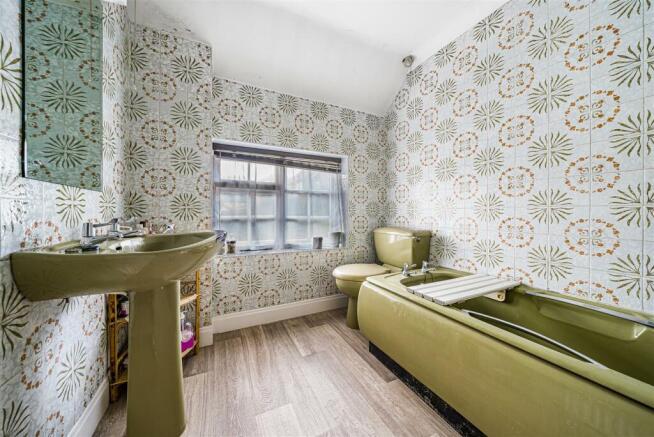 Large Bathroom