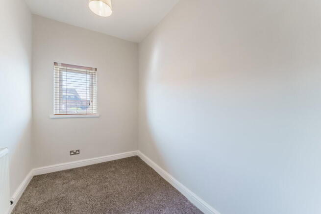 4 bed Terraced for sale Image 12