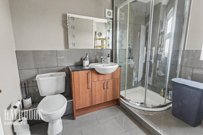 3 bed Semi-Detached for sale Image 11