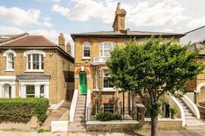 87, Danby Street, London SE15 4BT