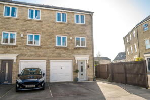 54, Birkhead Close, Highburton, Huddersfield HD8 0GS