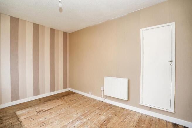 19 Eastfield, West Lavington, Devizes, SN10 4HW