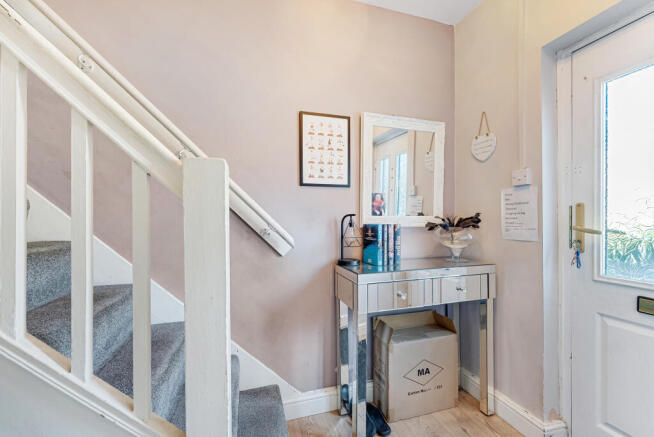 43 BROADBENT AVENUE-21.jpg