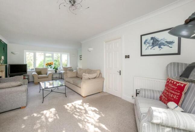 1 Arbour Close-6.jpg